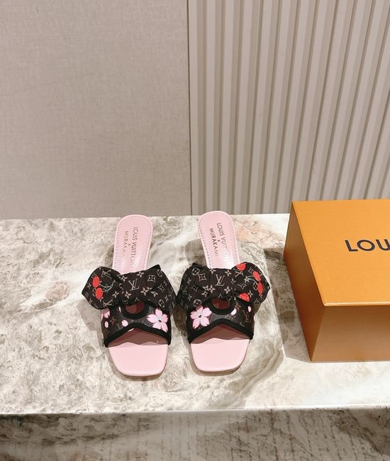 Louis Vuitton LV Chic Chunky Heel Buckle Strap Casual Shoes