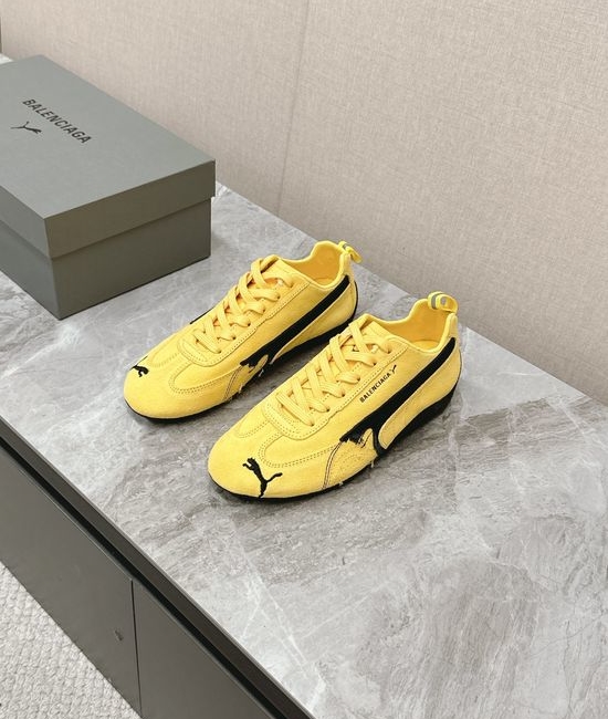 Balenciaga Vintage Distressed Suede Upper Casual Training Shoes