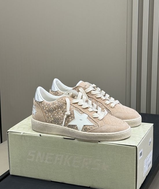 Golden Goose GGDB Soft Sheepskin Casual Shoes Elegant Lace-up Style