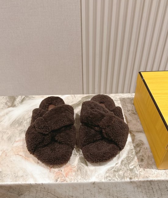 Fendi Premium Wool Slippers Warm Non-slip Daily Wear