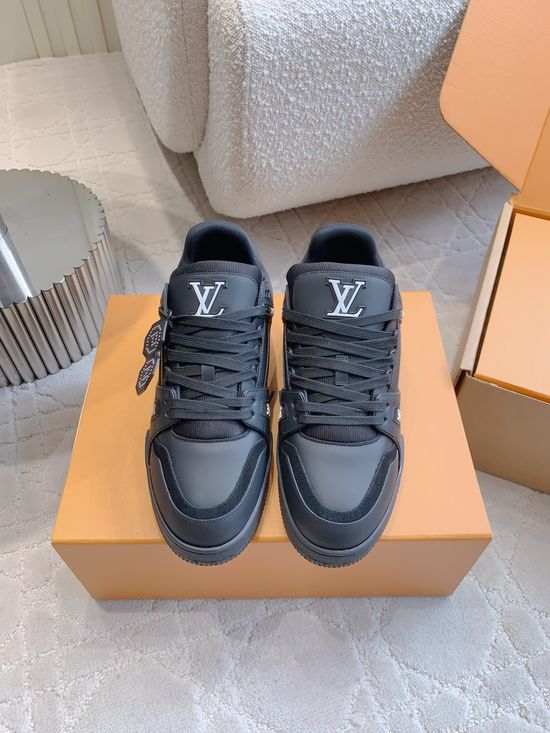 Louis Vuitton Limited Edition Cartoon Detail Fashion Sneakers