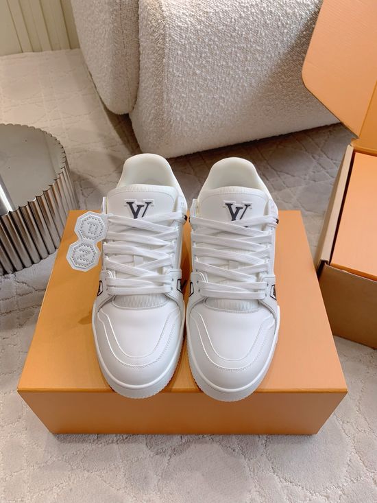 Louis Vuitton Limited Edition Cartoon Detail Fashion Sneakers