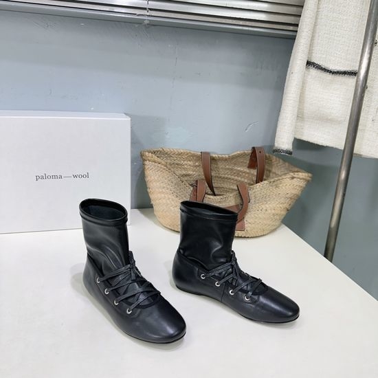 Alo Lace-up Stretch Flat Ankle Boots with Soft Lining