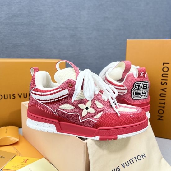Louis Vuitton LV Premium Leather Low-top Skate Sneakers Comfortable Breathable Sturdy
