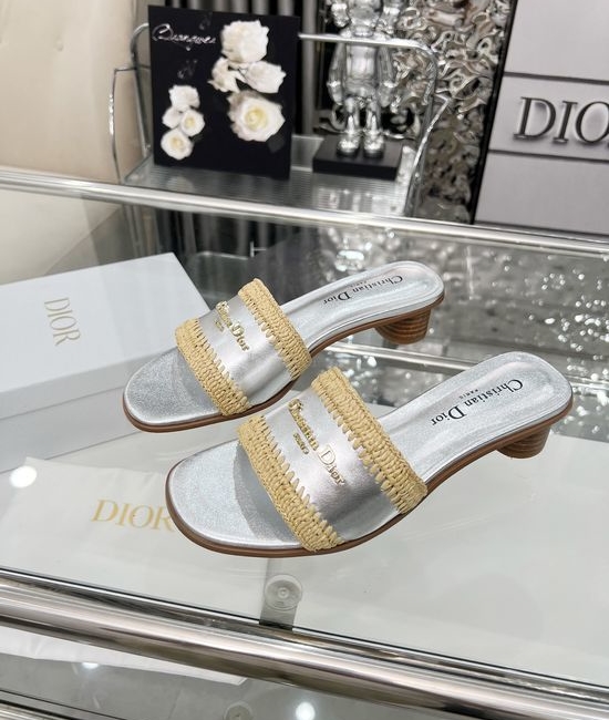 Christian Dior CD Handwoven Raffia Comfortable Casual Sandals