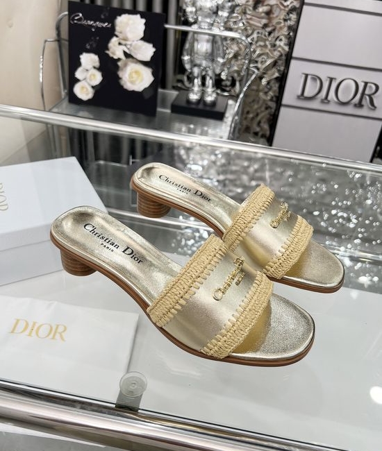 Christian Dior CD Handwoven Raffia Comfortable Casual Sandals
