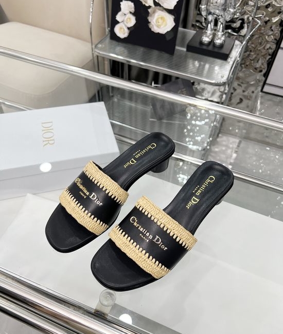 Christian Dior CD Handwoven Raffia Comfortable Casual Sandals