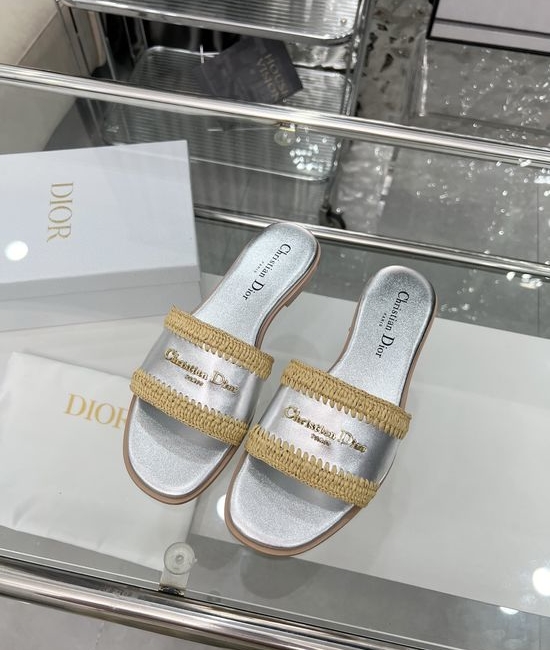 Christian Dior CD Handwoven Raffia Casual Summer Slides