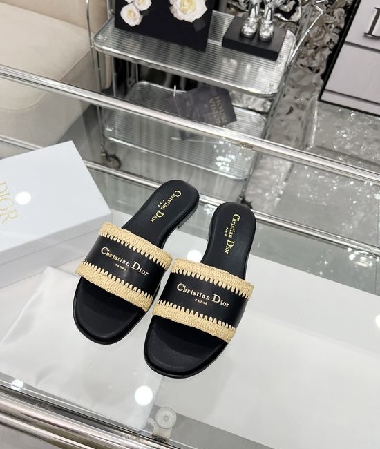 Christian Dior CD Handwoven Raffia Casual Summer Slides