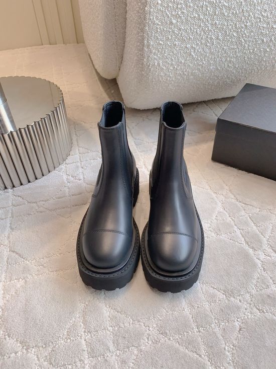 Chanel Classic Chelsea Platform Boots Calfskin Upper