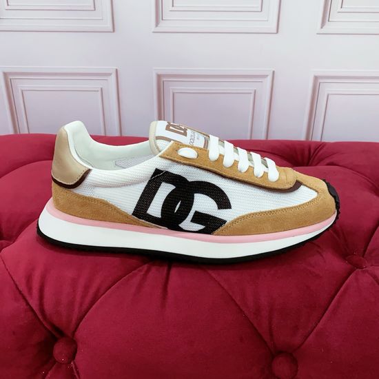 Dolce & Gabbana Exquisite 3D Embellished Luxury Leather Shoes