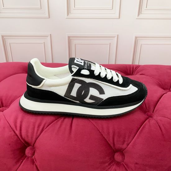 Dolce & Gabbana Exquisite 3D Embellished Luxury Leather Shoes