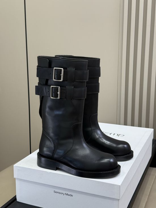 Ann Demeulemeester Comfortable Slouch Calf Leather Boots with Slimming Design