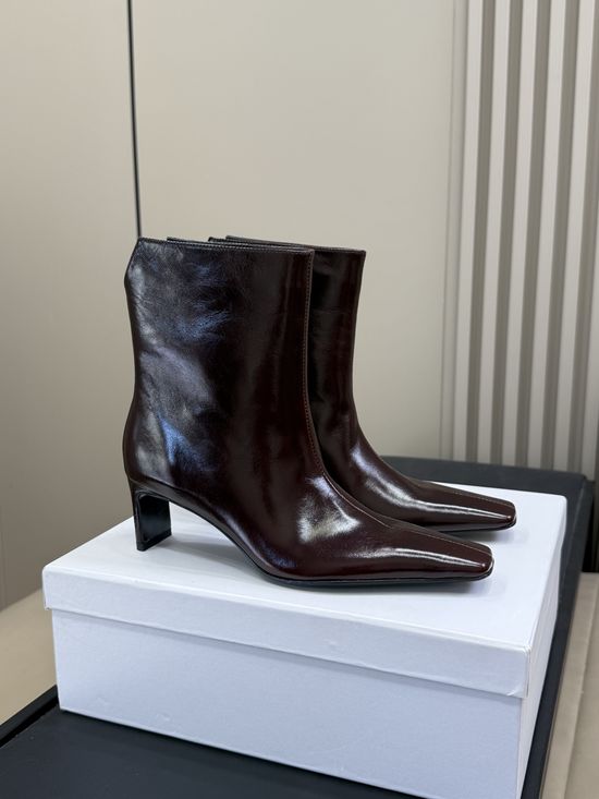 Khaite Stylish Square Toe Low Heel Easy Wear Leather Short Boots
