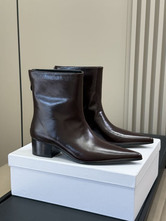 Khaite Elegant Pointed Toe Chunky Heel Leather Short Boots