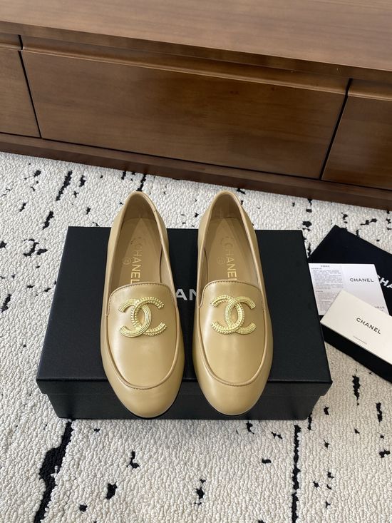 Chanel Elegant Pointed Toe Flats With Metal Decor Comfortable Wear