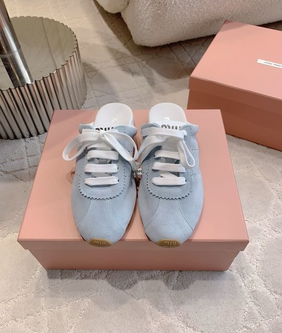 Miu Miu Leather Upper Casual Mule Sneakers Comfortable Non-slip Versatile Shoes