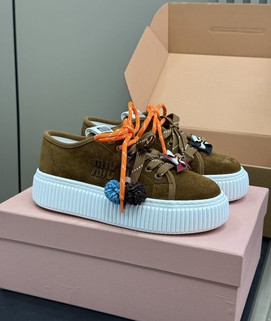 Miu Miu Casual Leather Sneakers with Removable Cute Decor