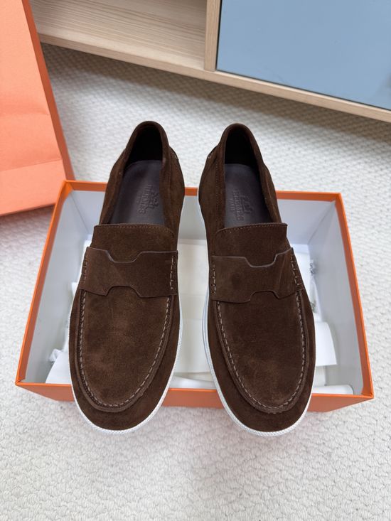 Hermes Lightweight Classic Versatile Comfortable Casual Footwear