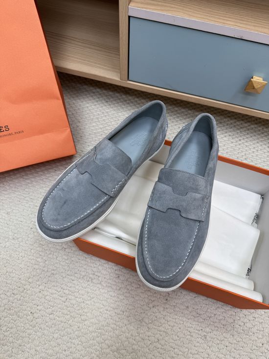 Hermes Lightweight Classic Versatile Comfortable Casual Footwear