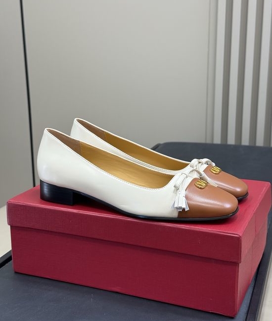 Valentino Soft Sheepskin Ballet Flats With Comfortable Design