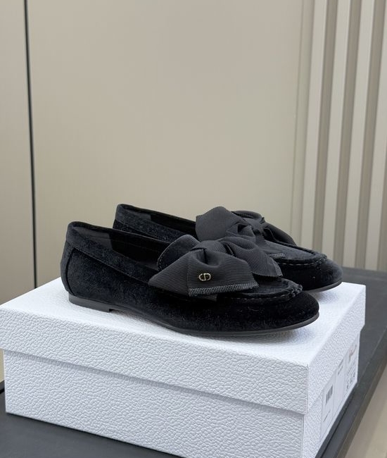 Christian Dior CD Bow Decor Loafers With Patent Leather Upper