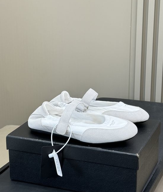 Prada Suede Nylon Stitched Sneakers Lambskin Lining Ultra Light Comfort