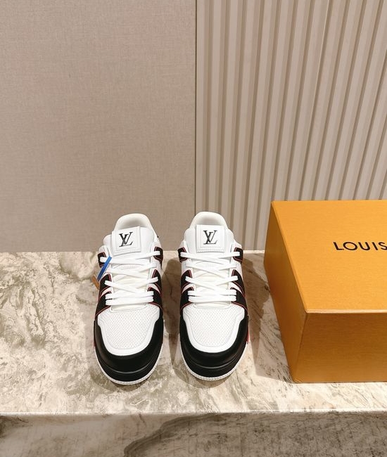 Louis Vuitton LV Premium Stitched Upper Comfortable Non-slip Casual Sneakers