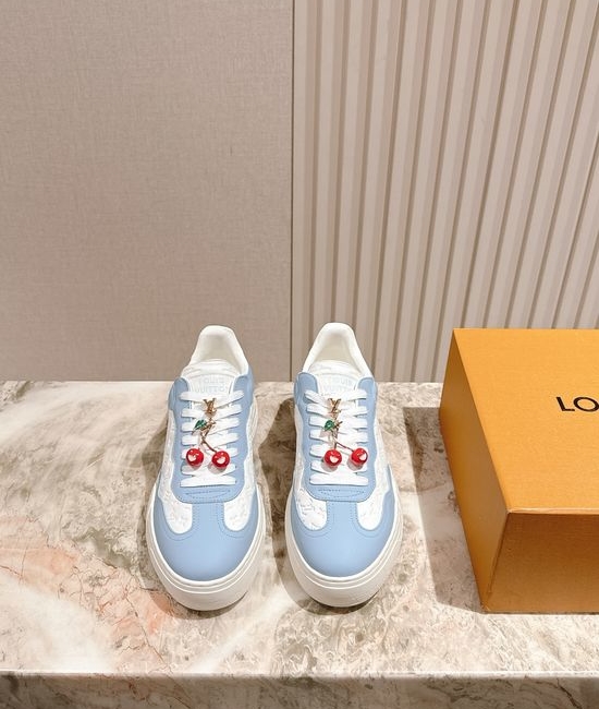 Louis Vuitton LV Thick-soled Casual Sneakers with Grid Texture Design