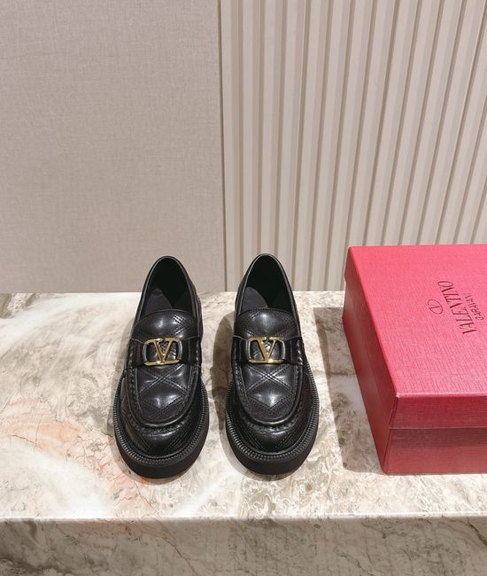 Valentino Stylish Loafers with Silk Leather and Gear Sole