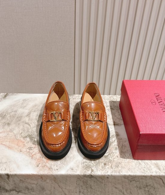 Valentino Stylish Loafers with Silk Leather and Gear Sole
