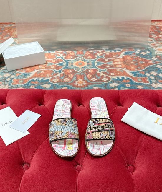 Christian Dior CD Woven Flat Slide Sandals Embroidered Detail Premium Leather Sole