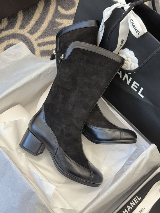 Chanel Suede And Sheepskin Knee High Fashion Boots