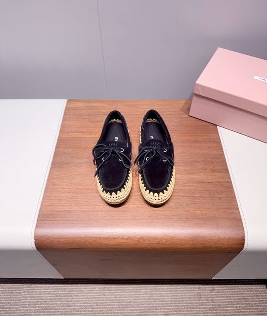 Miu Miu Classic Leather Logo Decor Slip On Loafer Shoes