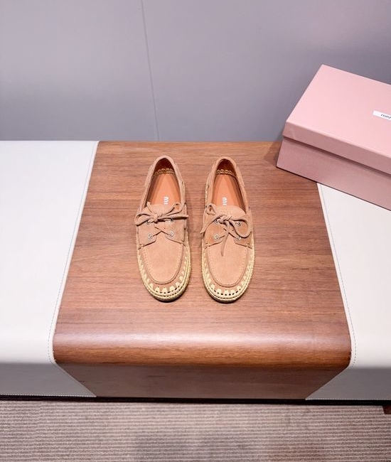 Miu Miu Classic Leather Logo Decor Slip On Loafer Shoes