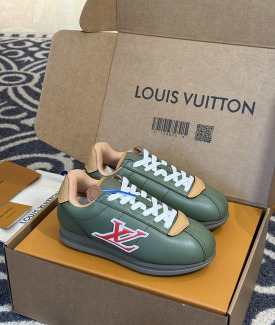 Louis Vuitton LV Monogram Print Low Top Casual Sneakers Soft Insole
