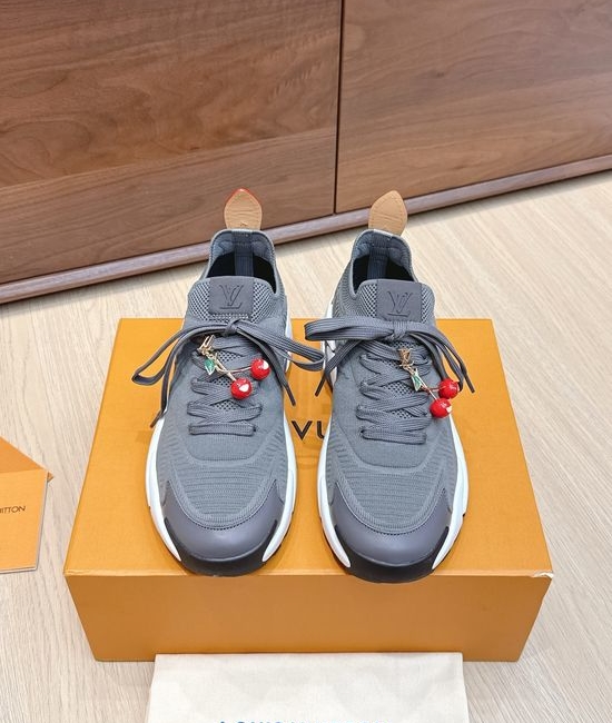 Louis Vuitton LV Lightweight Breathable Mesh Casual Athletic Sneakers