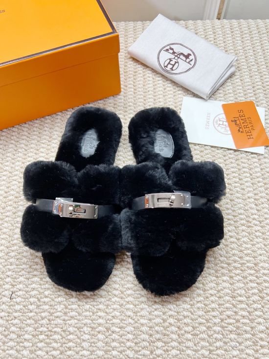 Hermes Black Genuine Shearling Flat Slip On Slippers