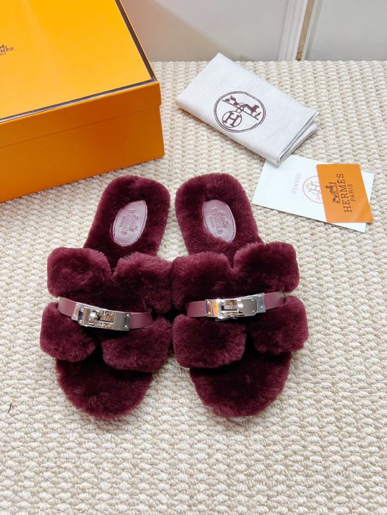 Hermes Burgundy Genuine Shearling Flat Slip On Slippers