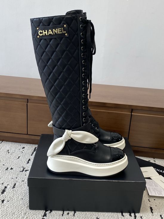 Chanel Quilted Pattern Platform Leather Boots