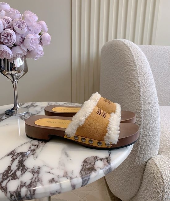 Miu Miu Chic Suede Wool Slippers with Elegant Design