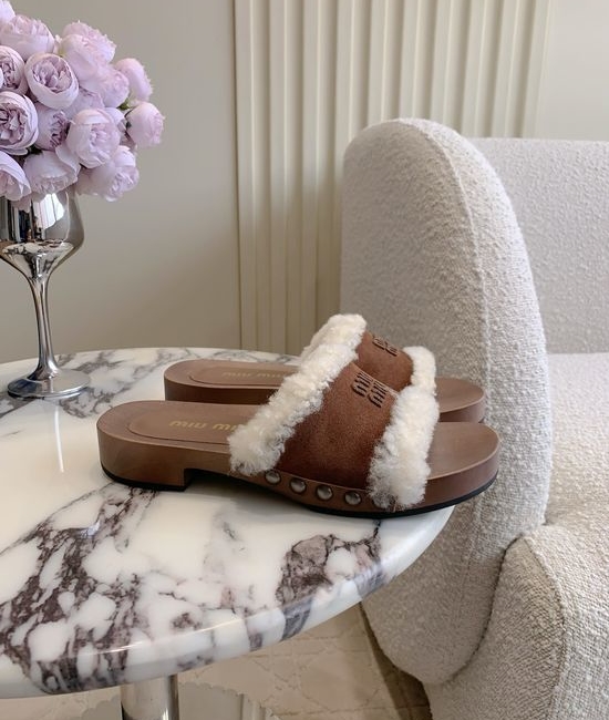 Miu Miu Chic Suede Wool Slippers with Elegant Design