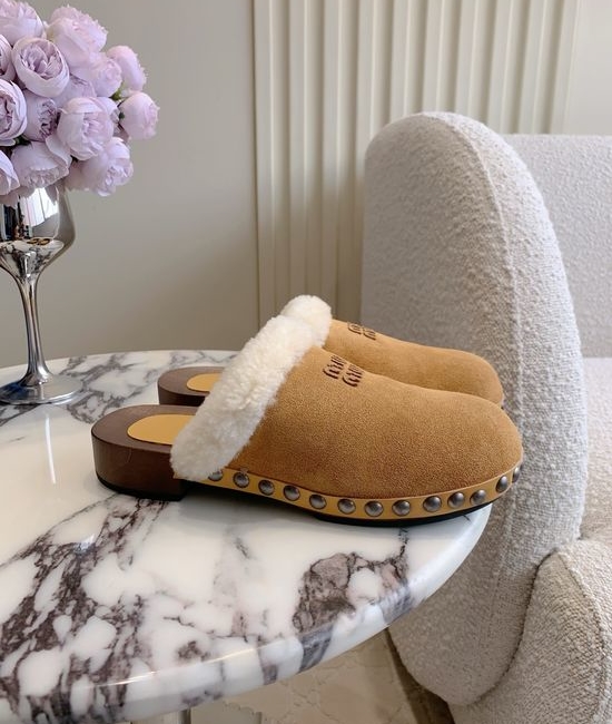 Miu Miu Chic Suede Wool Slippers with Elegant Design