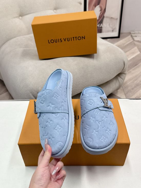 Louis Vuitton Comfortable Leather Casual Slippers Soft Non-slip Sole