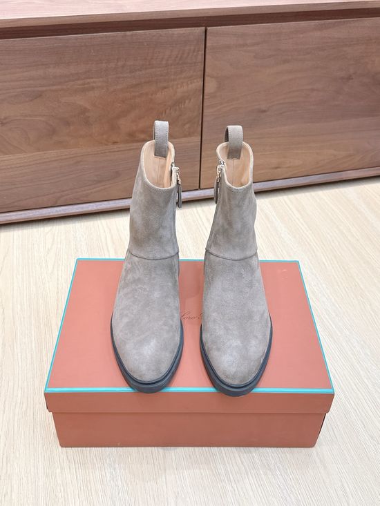 Loro Piana Minimalist Leather Side Zip Flat Ankle Boots