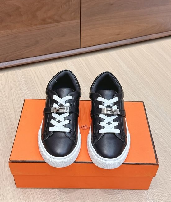 Hermes Calfskin Suede Casual Loafer Shoes Classic Embellished Design