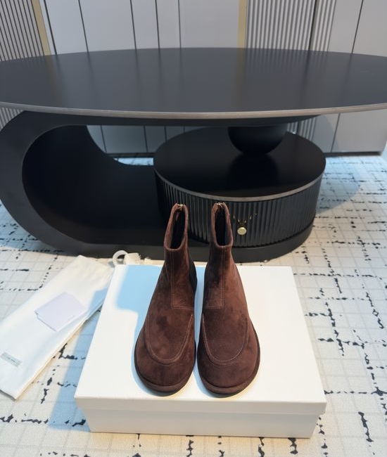The Row Classic Round Toe Flat Ankle Boots Minimalist Style