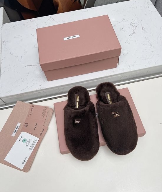 Miu Miu Wool Lined Peep Toe Fluffy Slippers Lightweight Anti-slip Shoes