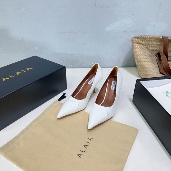 Alaia Heart Decor Pointed Toe Stiletto High Heel Pumps