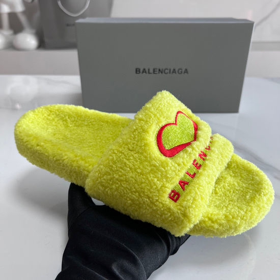 Balenciaga Soft Cozy Fuzzy Plush Indoor Outdoor Slippers